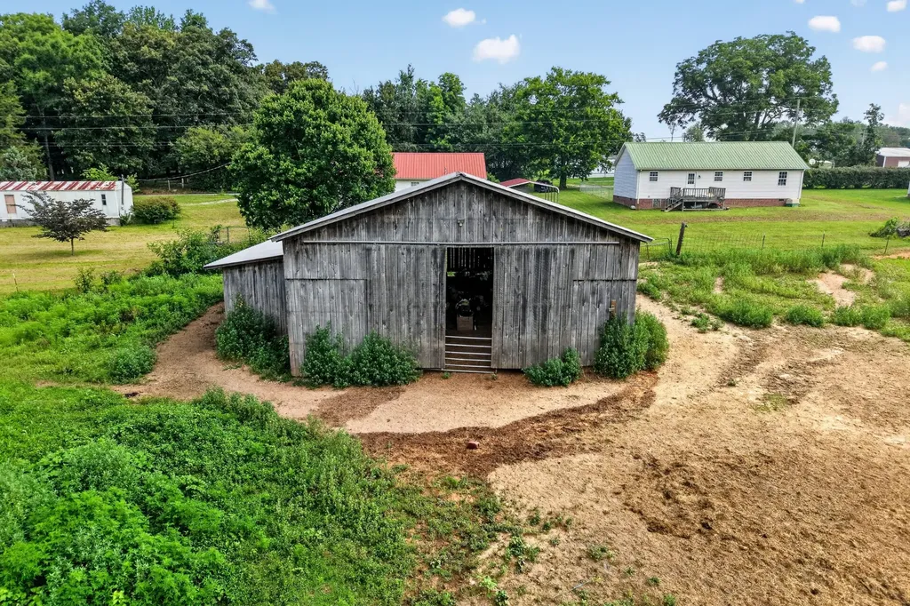 109 Brown Road Morrison TN 37357