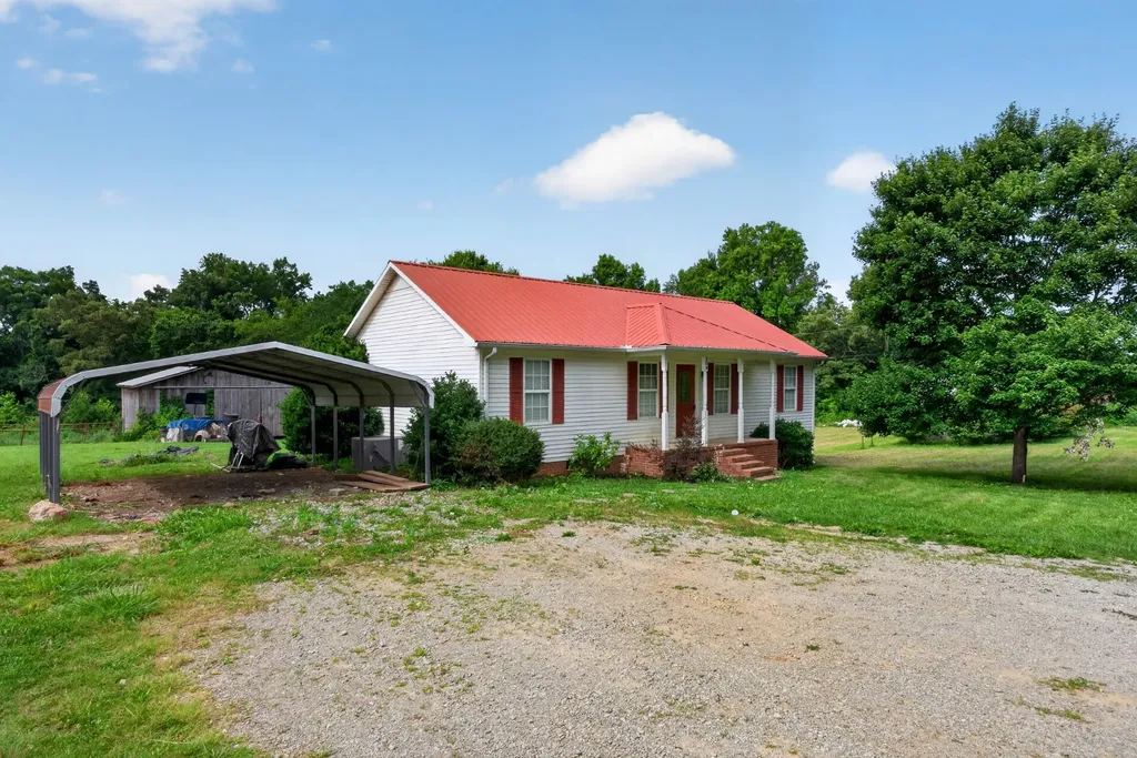 109 Brown Road Morrison TN 37357