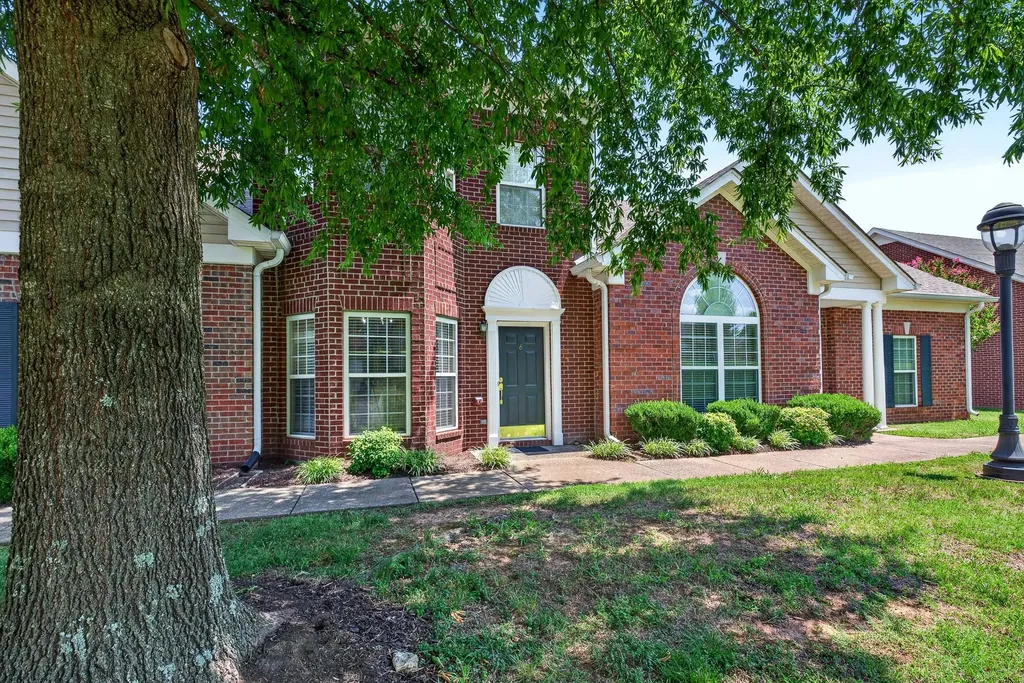 8 Baker Court Lebanon TN 37087