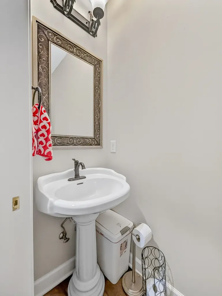 8 Baker Court Lebanon TN 37087