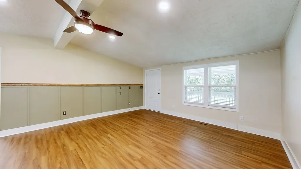 9464 Sugar Tree Drive Bon Aqua TN 37025
