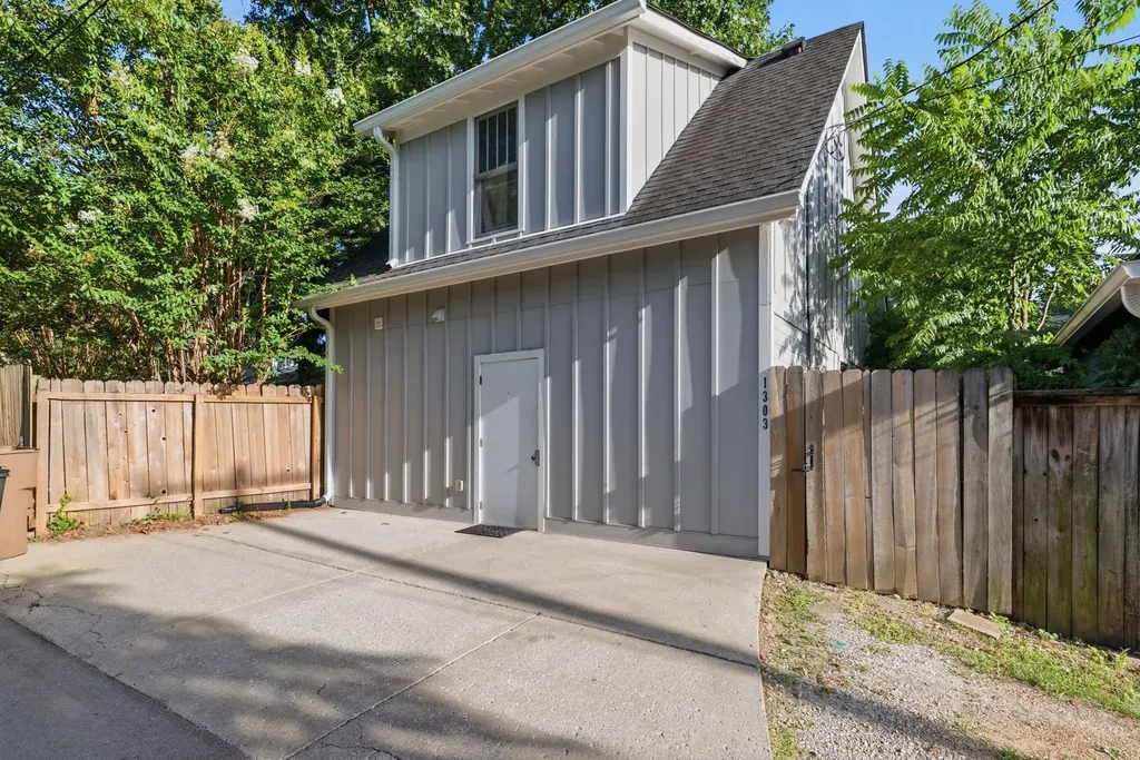 1303 Eastland Avenue Nashville TN 37206