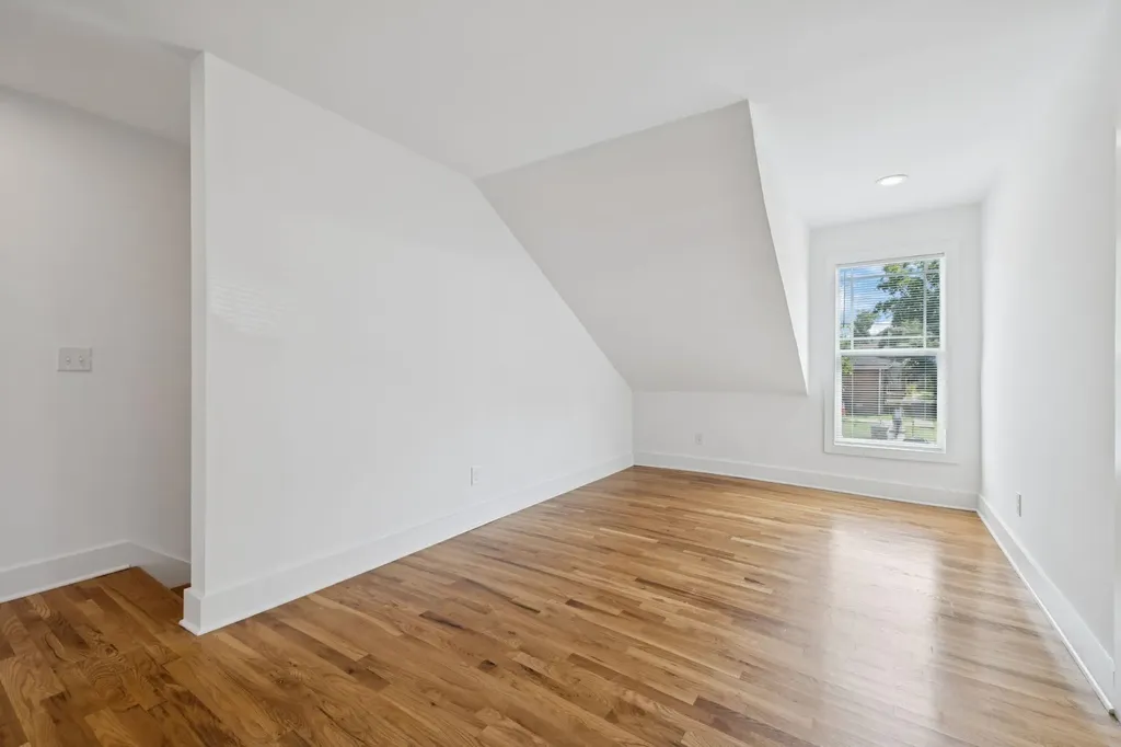 1613 23rd Ave, N Nashville TN 37208
