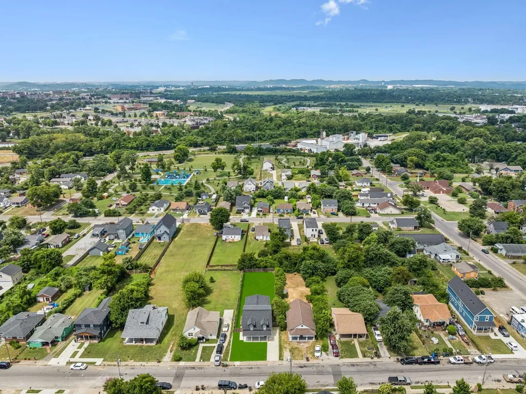 1613 23rd Ave, N Nashville TN 37208