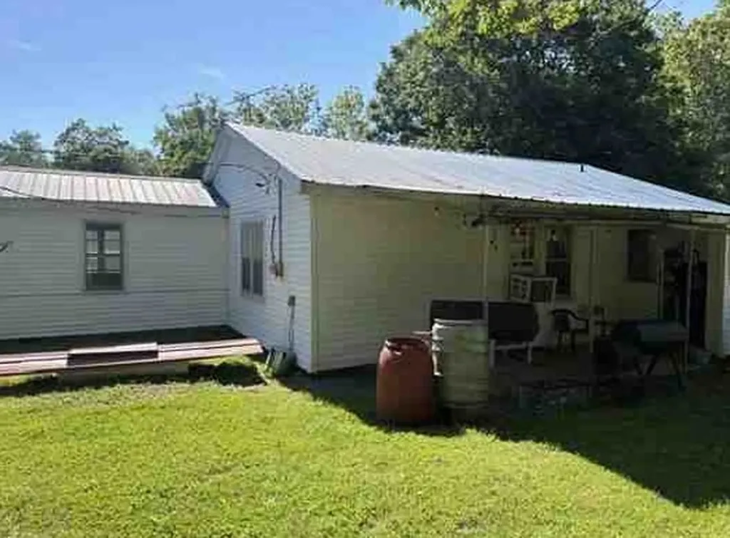 7117 Old Mill Creek Road Lyles TN 37098