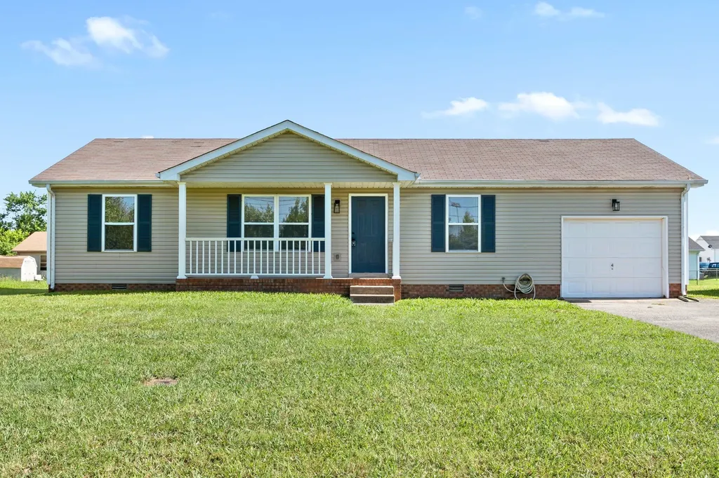 1047 Mcclardy Road Clarksville TN 37042