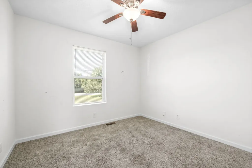 1047 Mcclardy Road Clarksville TN 37042