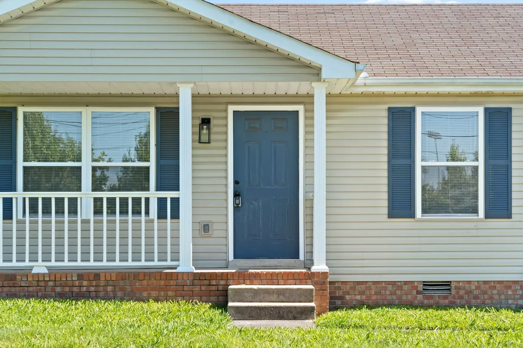 1047 Mcclardy Road Clarksville TN 37042