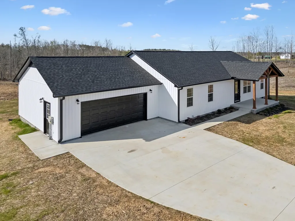 184 Ashmore Road Summertown TN 38483