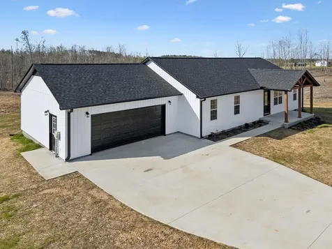 184 Ashmore Road Summertown TN 38483