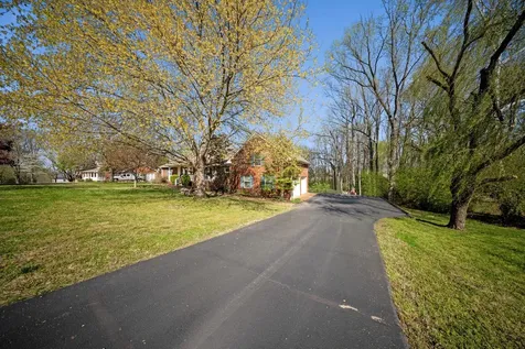 307 Dawn Place Lebanon TN 37087