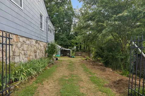 18 Orlando Drive Chattanooga TN 37415