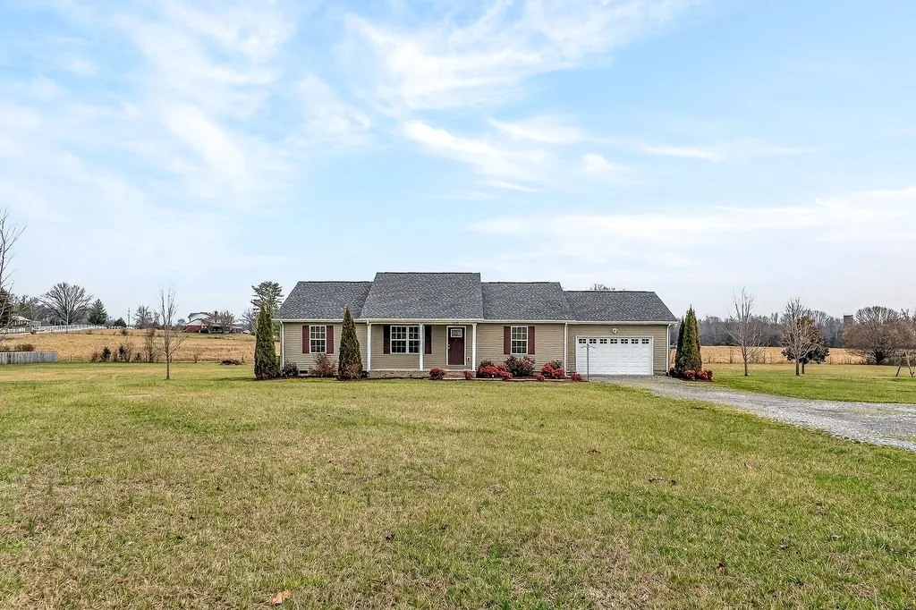3490 Pigeon Hill Road Mcminnville TN 37110