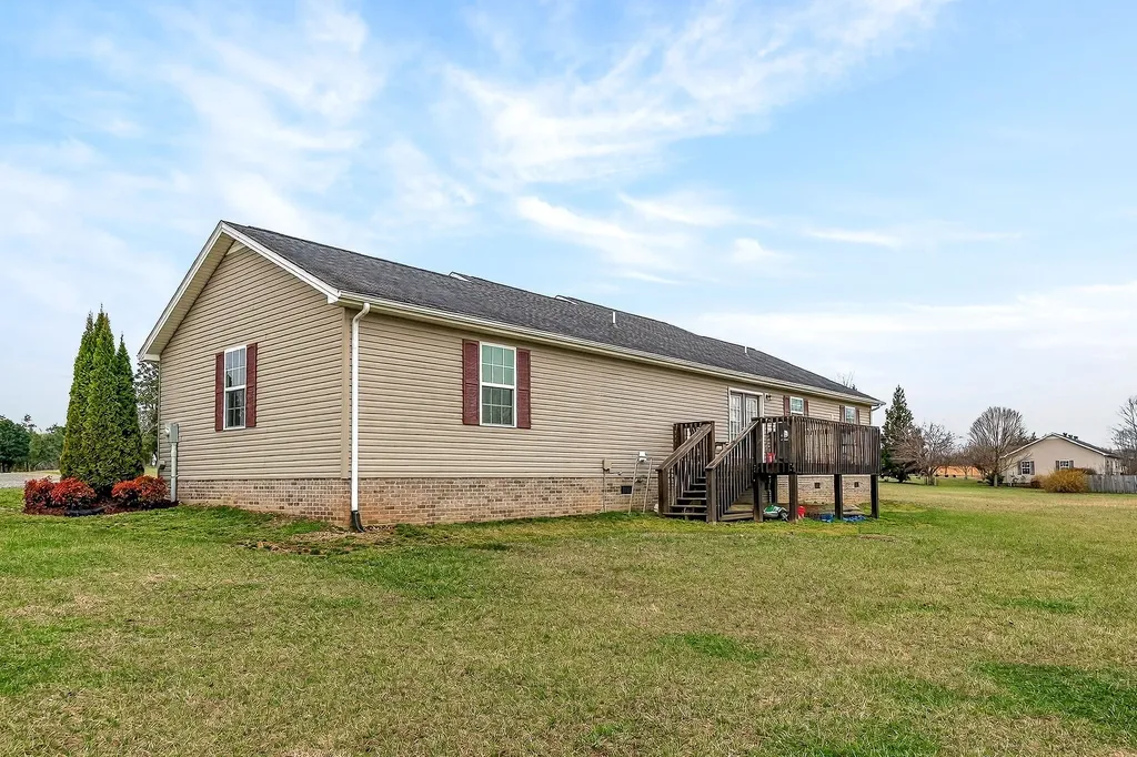 3490 Pigeon Hill Road Mcminnville TN 37110