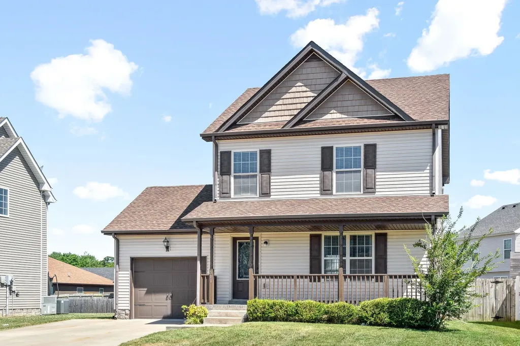 511 Falkland Circle Clarksville TN 37042