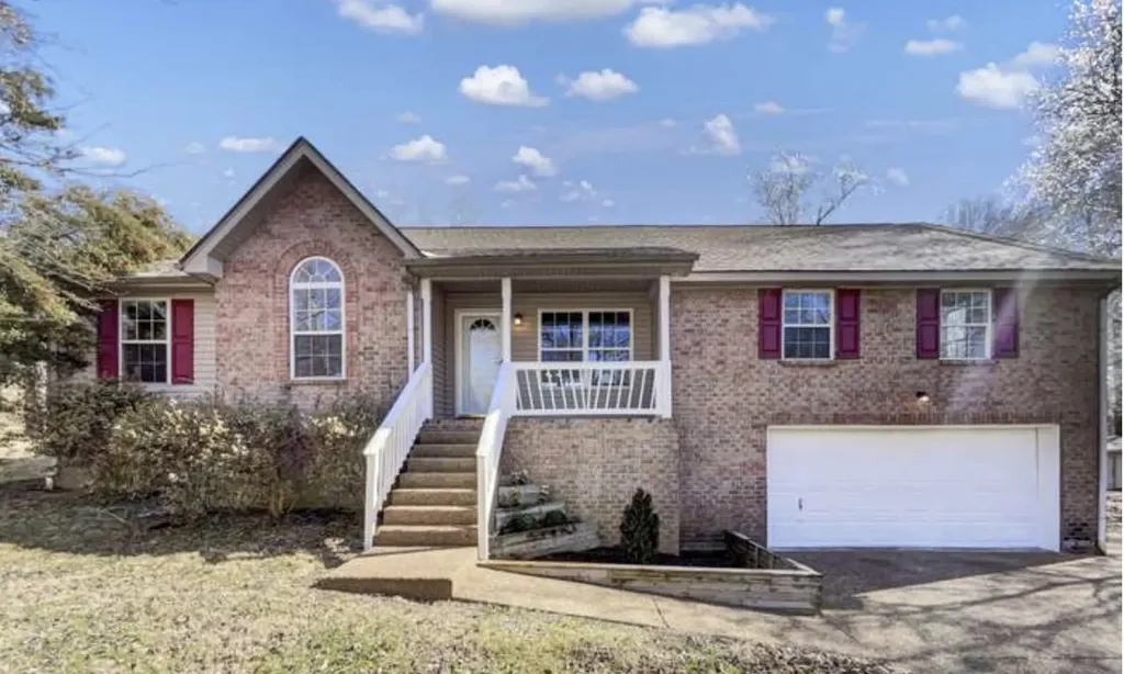 201 Reid Way White House TN 37188
