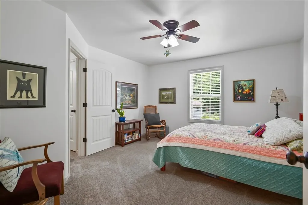 390 Marys Lane Lafayette TN 37083