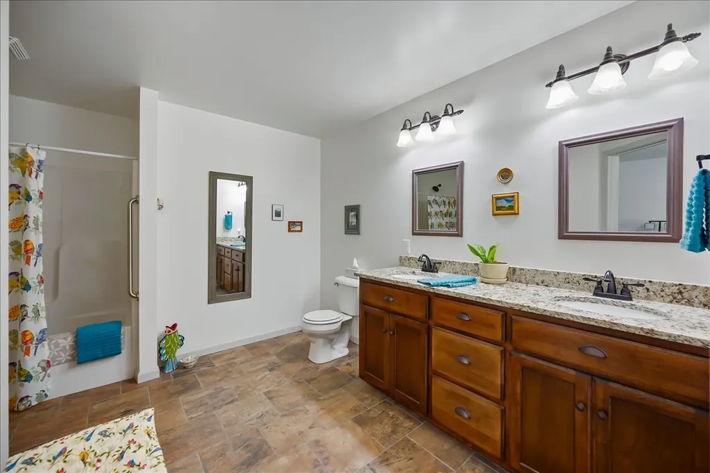 390 Marys Lane Lafayette TN 37083