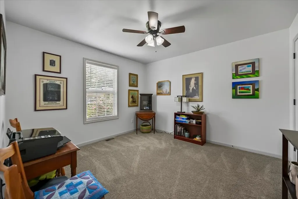 390 Marys Lane Lafayette TN 37083