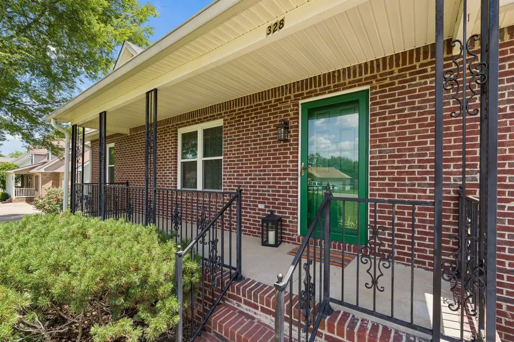 328 Merlin Drive Murfreesboro TN 37127