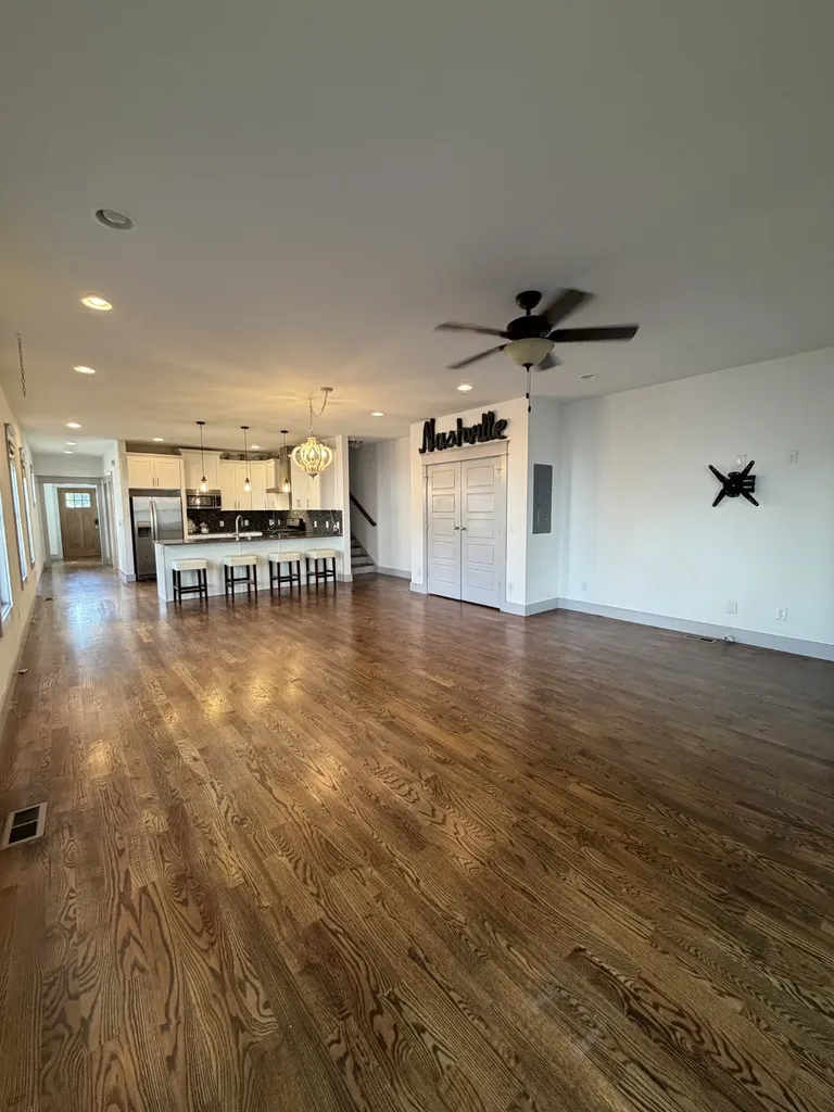 1619B 9th Ave, N Nashville TN 37208