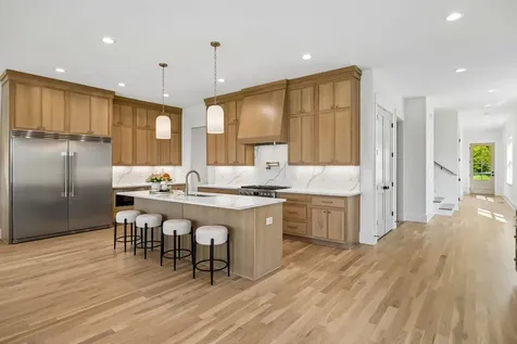 832A Neartop Drive Nashville TN 37205