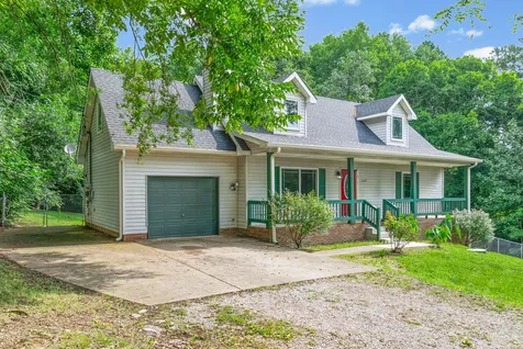 2449 Outlaw Road Woodlawn TN 37191