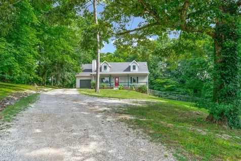 2449 Outlaw Road Woodlawn TN 37191