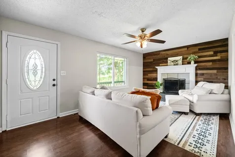 2449 Outlaw Road Woodlawn TN 37191
