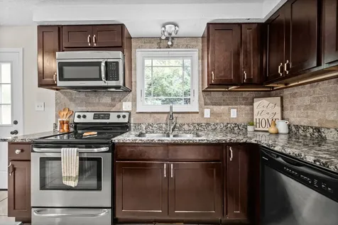 2449 Outlaw Road Woodlawn TN 37191