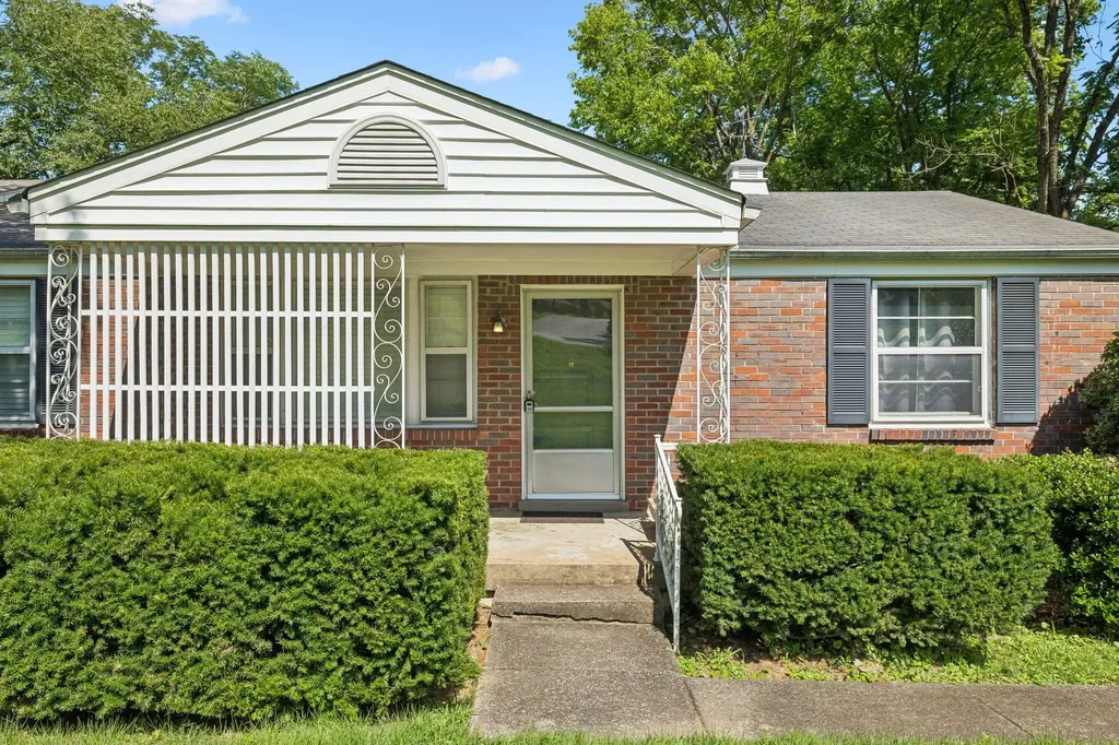4846 Corning Drive Nashville TN 37211