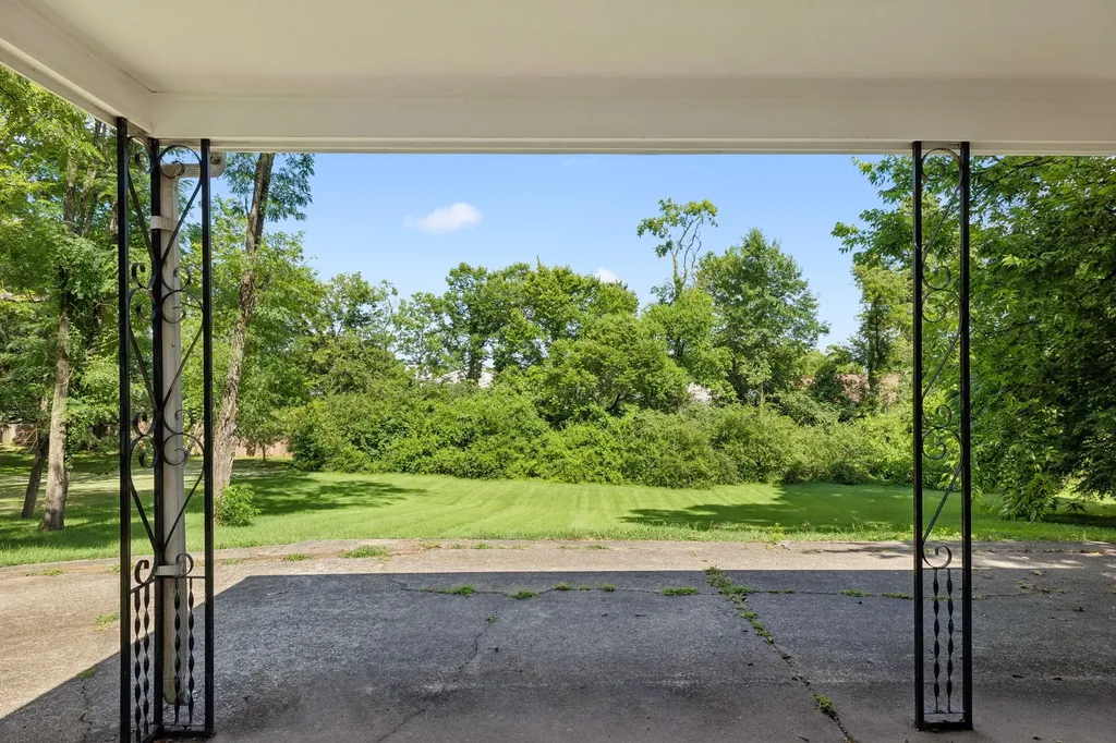 4846 Corning Drive Nashville TN 37211
