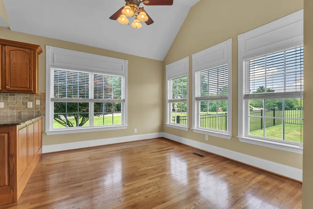 2322 Glennridge Road Columbia TN 38401