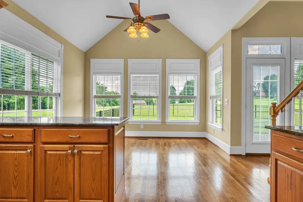 2322 Glennridge Road Columbia TN 38401