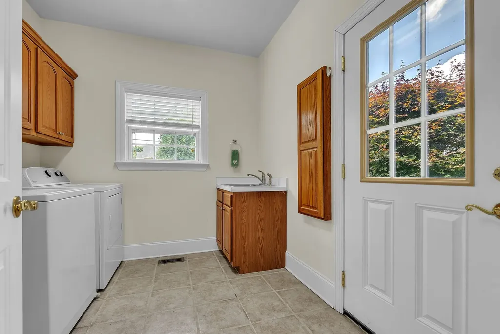 2322 Glennridge Road Columbia TN 38401