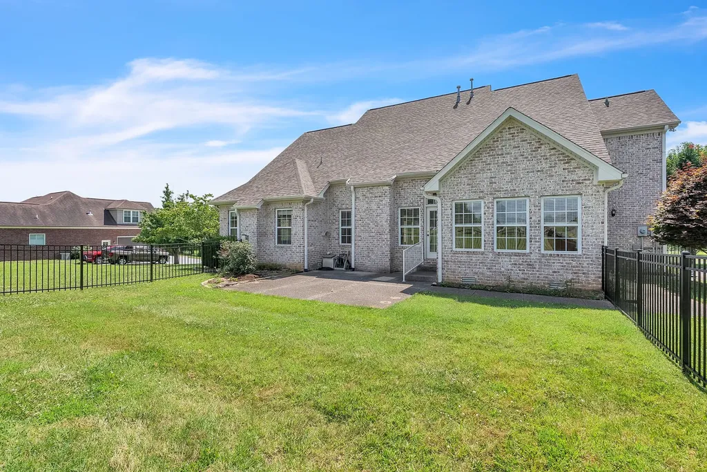 2322 Glennridge Road Columbia TN 38401