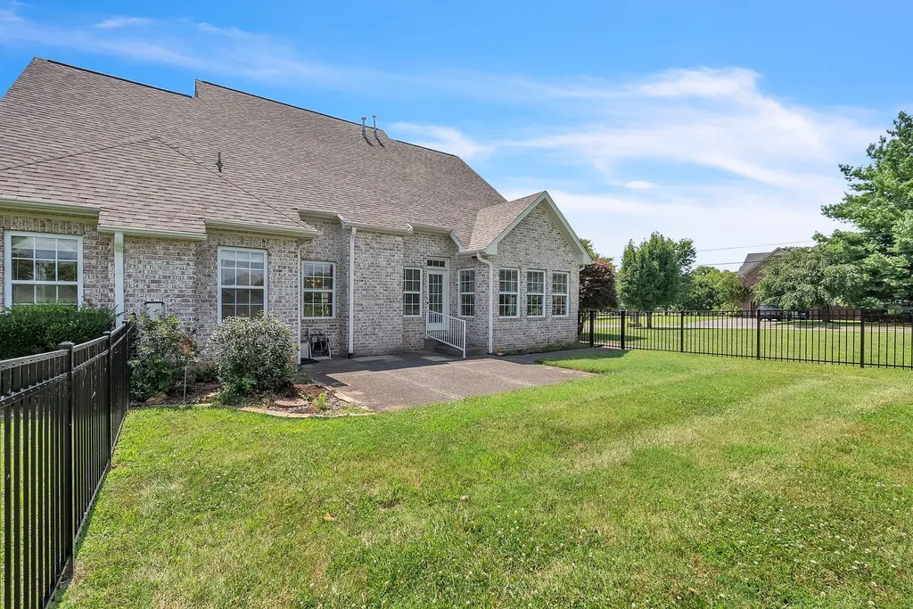2322 Glennridge Road Columbia TN 38401