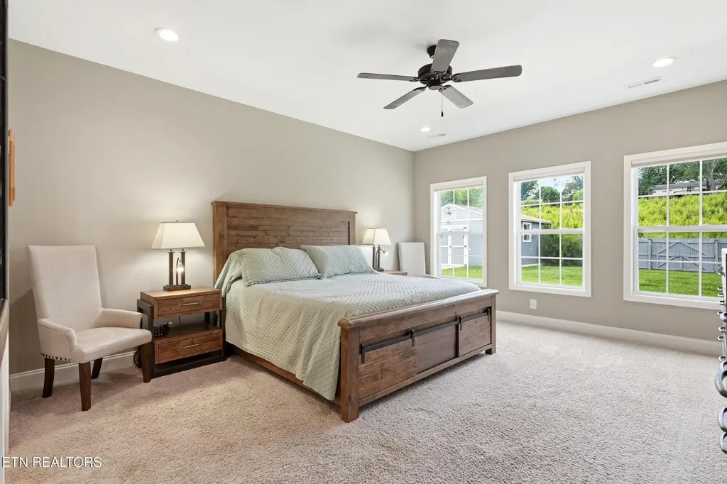 1290 Harrison Road Lenoir City TN 37771