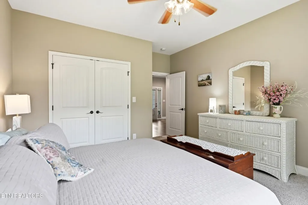 1290 Harrison Road Lenoir City TN 37771