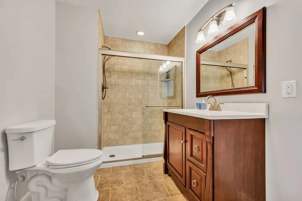203 Lake Villa Court Dickson TN 37055