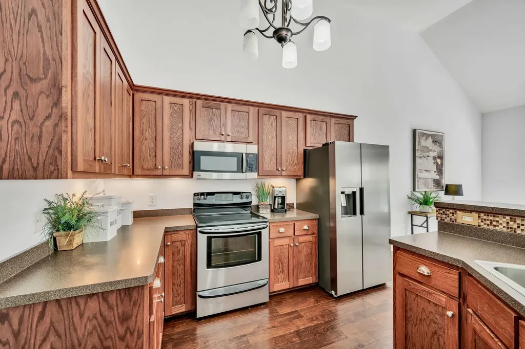203 Lake Villa Court Dickson TN 37055