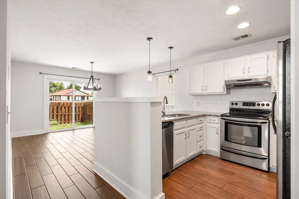 515 Selsey Ct, S Hermitage TN 37076
