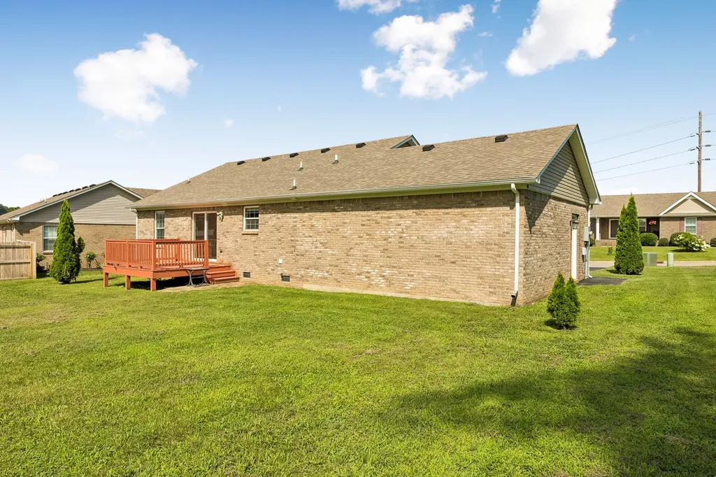 1909 Susan Road Columbia TN 38401