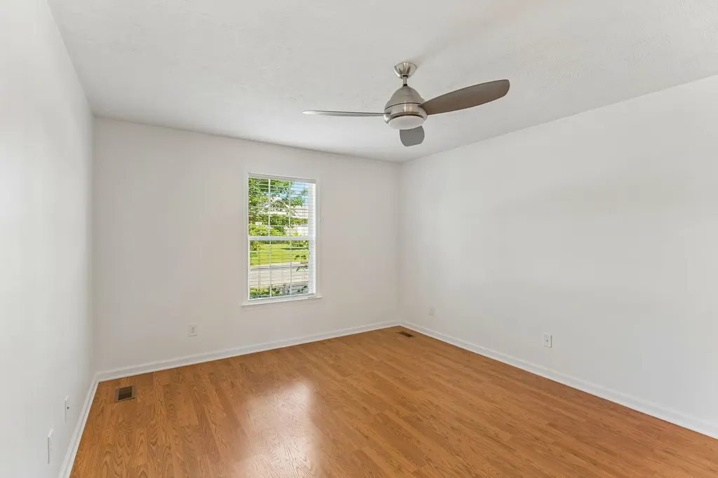 1909 Susan Road Columbia TN 38401