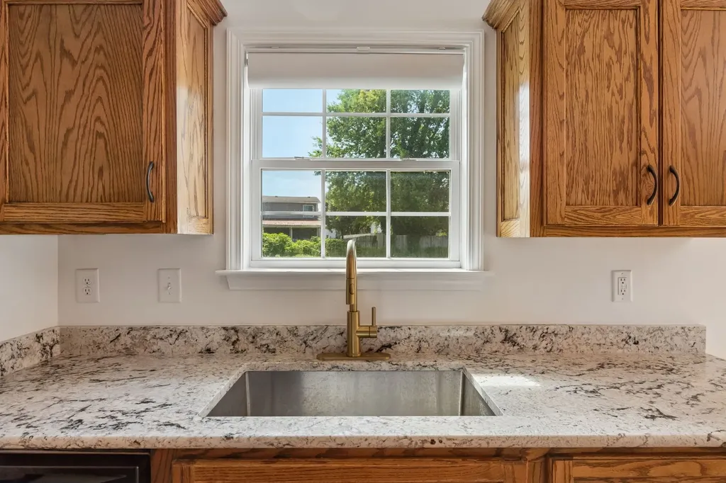 1909 Susan Road Columbia TN 38401