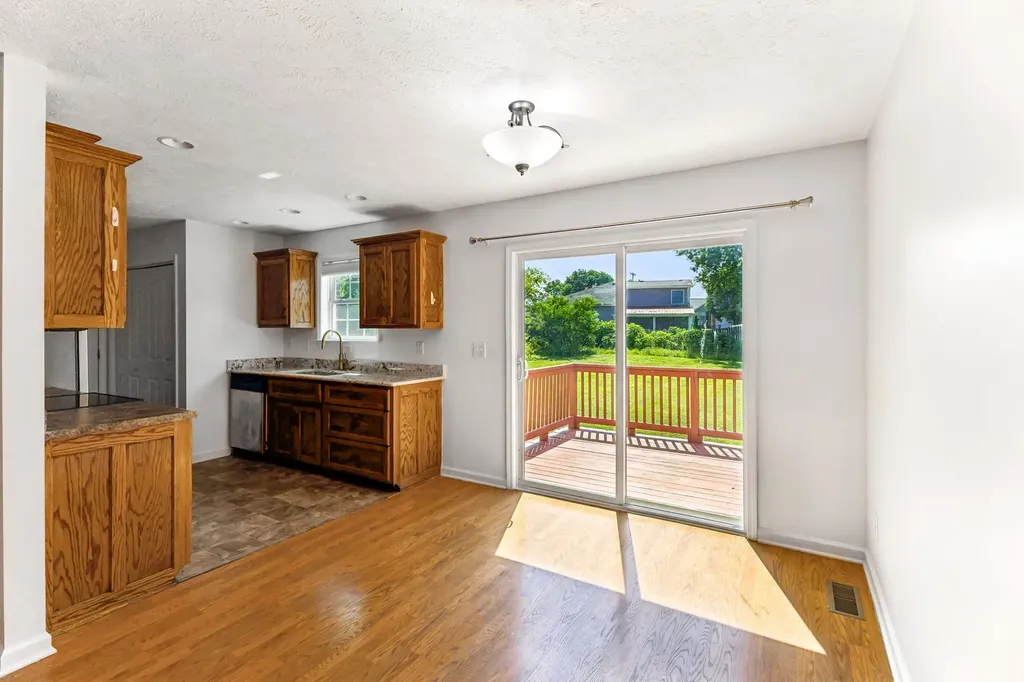 1909 Susan Road Columbia TN 38401