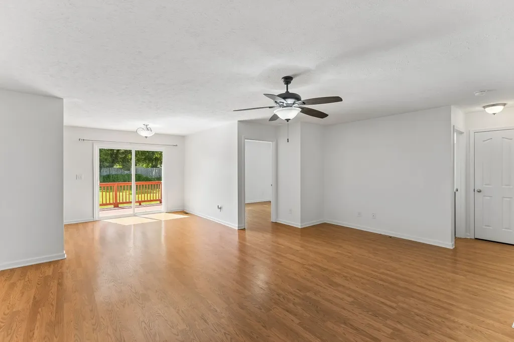 1909 Susan Road Columbia TN 38401