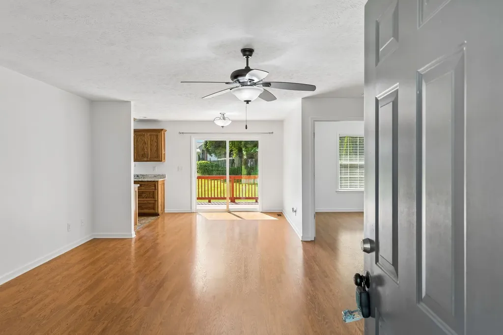 1909 Susan Road Columbia TN 38401