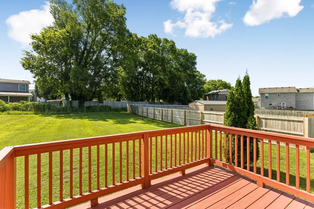 1909 Susan Road Columbia TN 38401