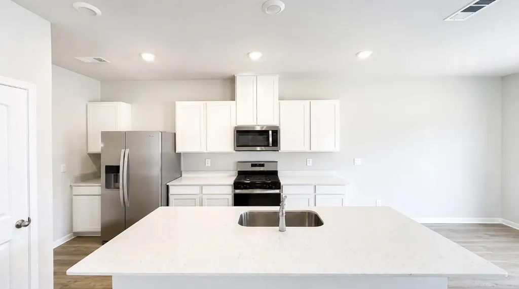 7206 Golden Way White House TN 37188